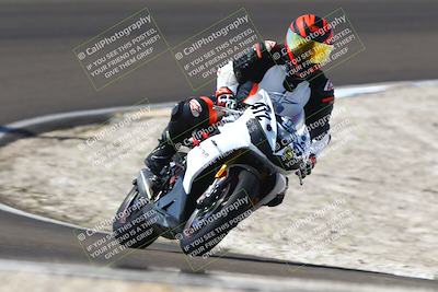 media/Sep-21-2025-TrackDaz (Sun) [[277c75b276]]/C Group/1240pm (Turn 2)/